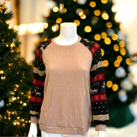 Tops - Gold glitz holiday top Sz S M L XL